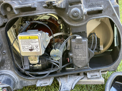 08-12 Land Rover LR2 LH Left HID Headlight Assembly OEM