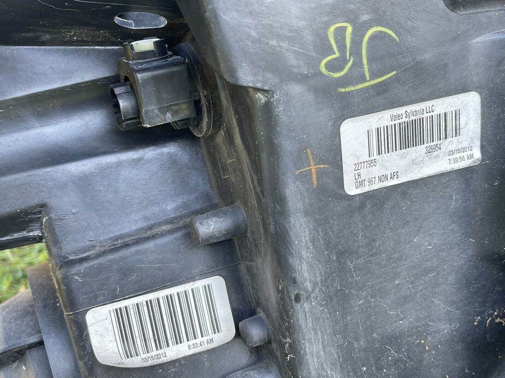 08-12 Buick Enclave Xenon HID Headlight Assembly LH+RH Pair NON-AFS OEM