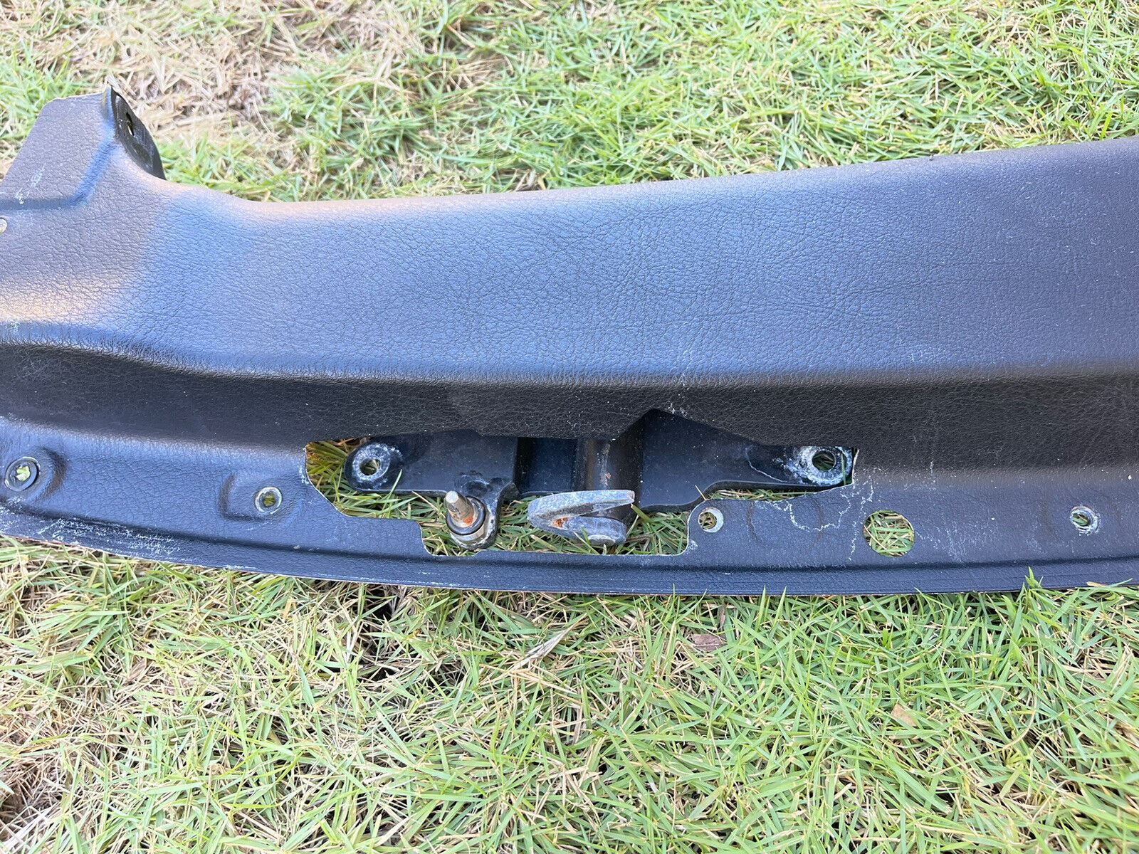 00-06 BMW Convertible E46 325Ci 330Ci Manual Lock Latch OEM