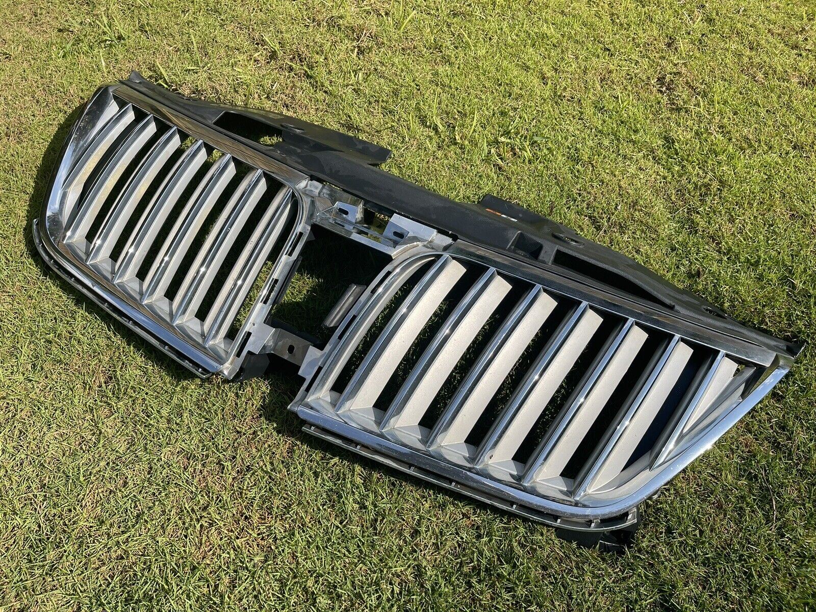 Lincoln MKZ Front Grill | 09-12 Lincoln Grill | rightchoiceautoparts