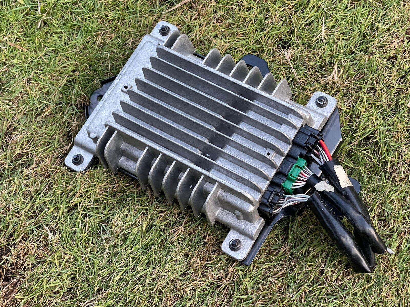 2009-2013 Mazda 6 Bose Amplifier Amp