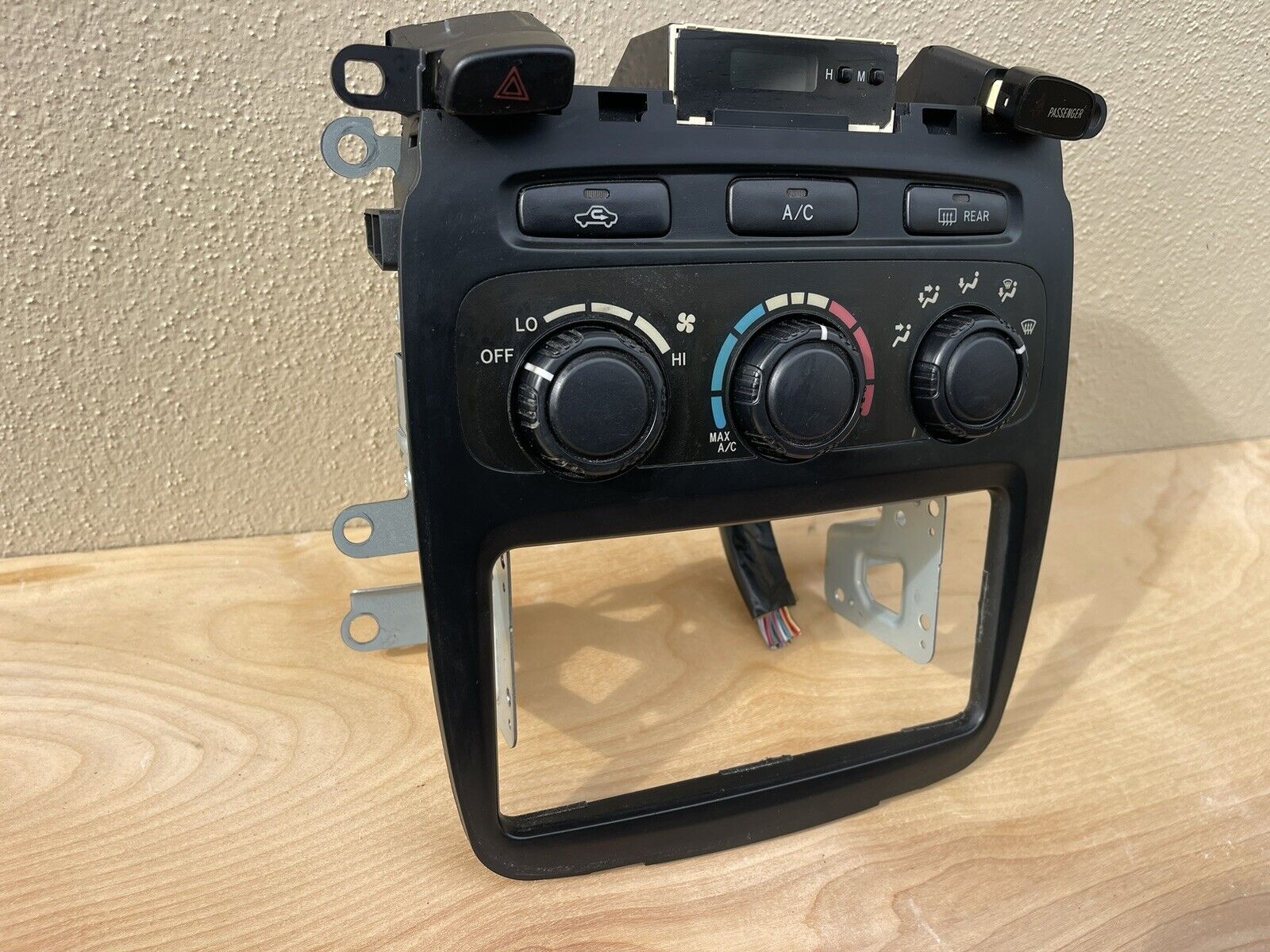 2001-2007 Toyota Highlander A/C Heater Climate Control Temperature OEM