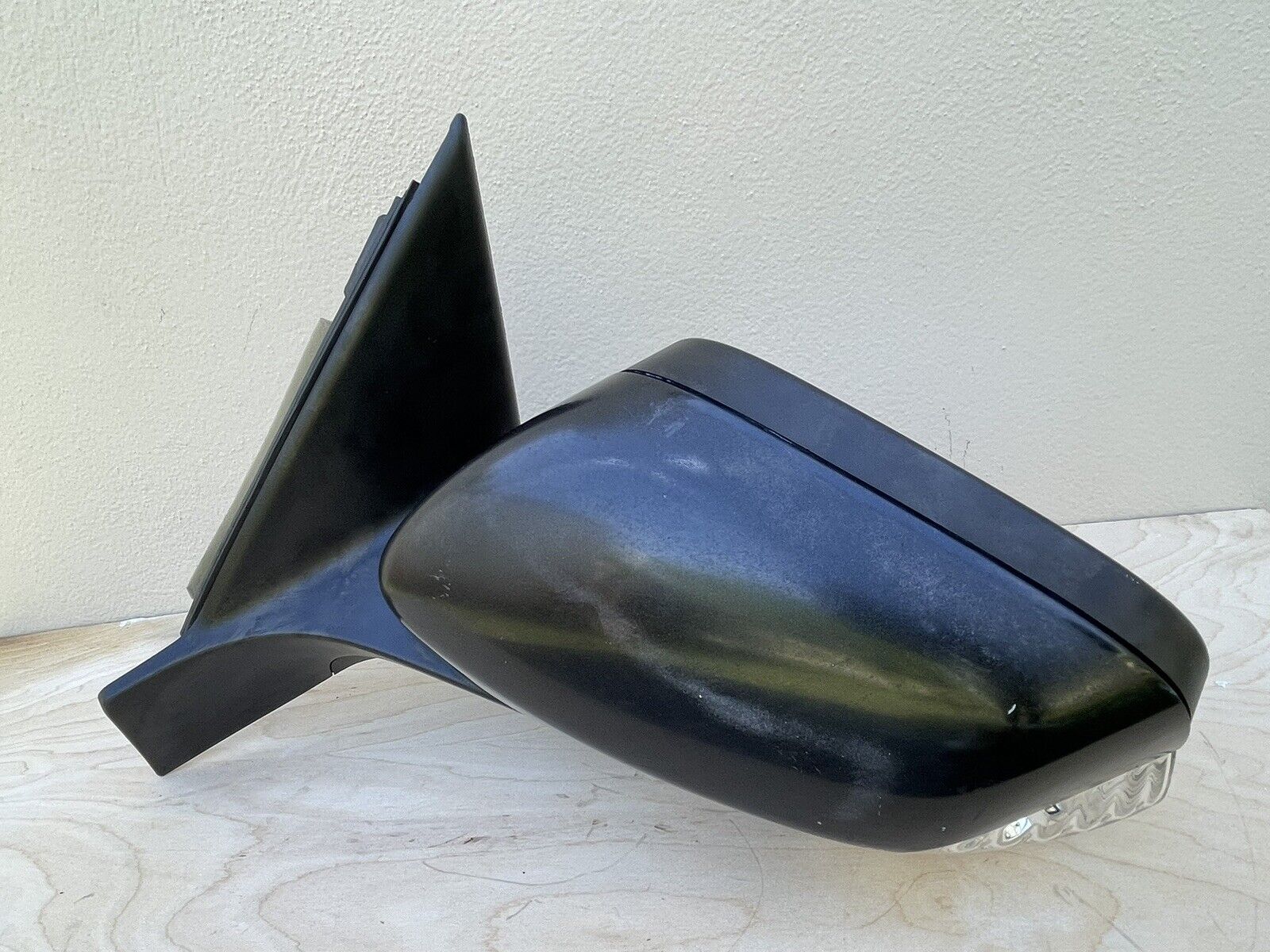 2008-2016 Volvo XC70 Side View Power Mirror w/Camera OEM LH