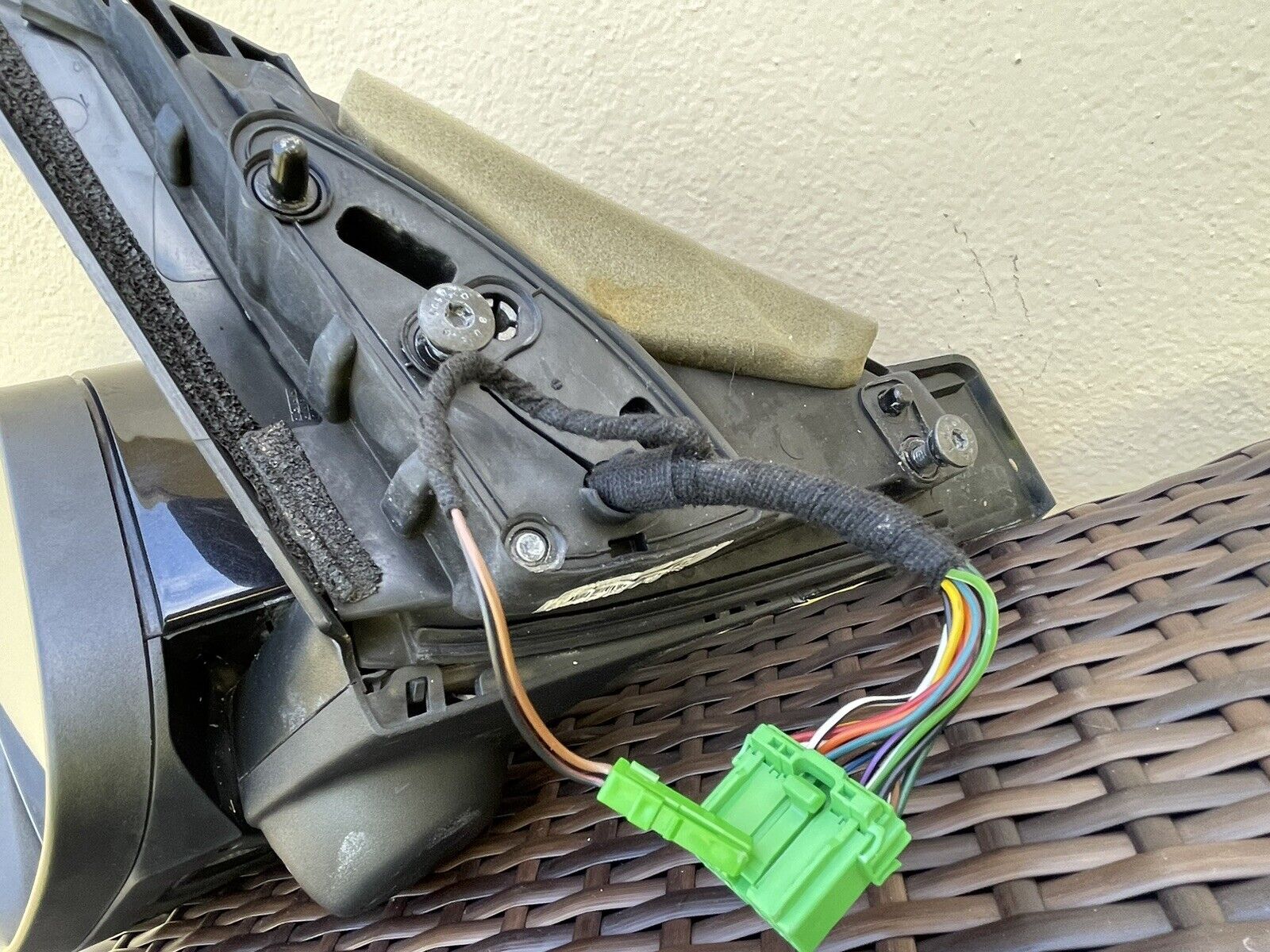 2008-2016 Volvo XC70 Side View Power Mirror w/Camera OEM LH