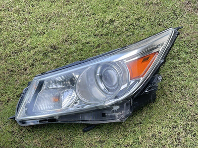 10-13 Buick Lacrosse HID Xenon Headlight Assembly OEM LH