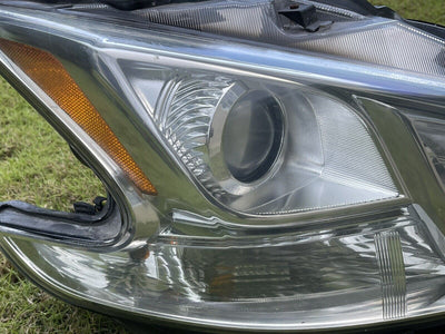 09-14 Nissan Maxima HID Headlight Assembly OEM RH