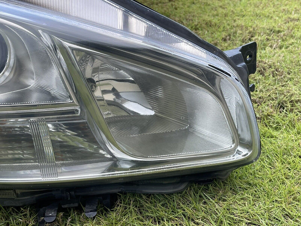 09-14 Nissan Maxima HID Headlight Assembly OEM RH