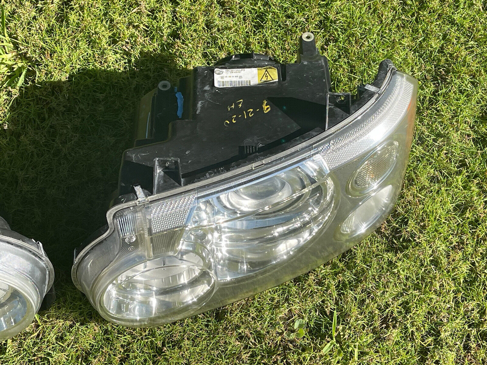 06-09 Land Range Rover Xenon HID Headlight Assembly LH & RH OEM