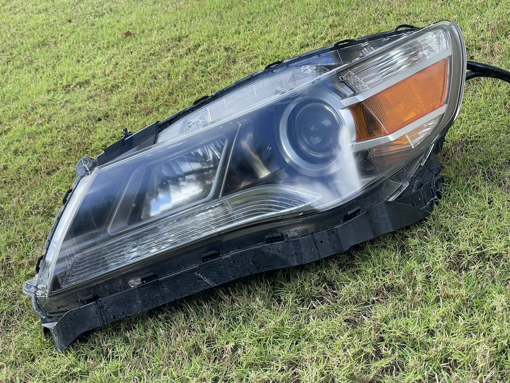09-12 Acura RL Xenon HID Headlight Assembly OEM LH