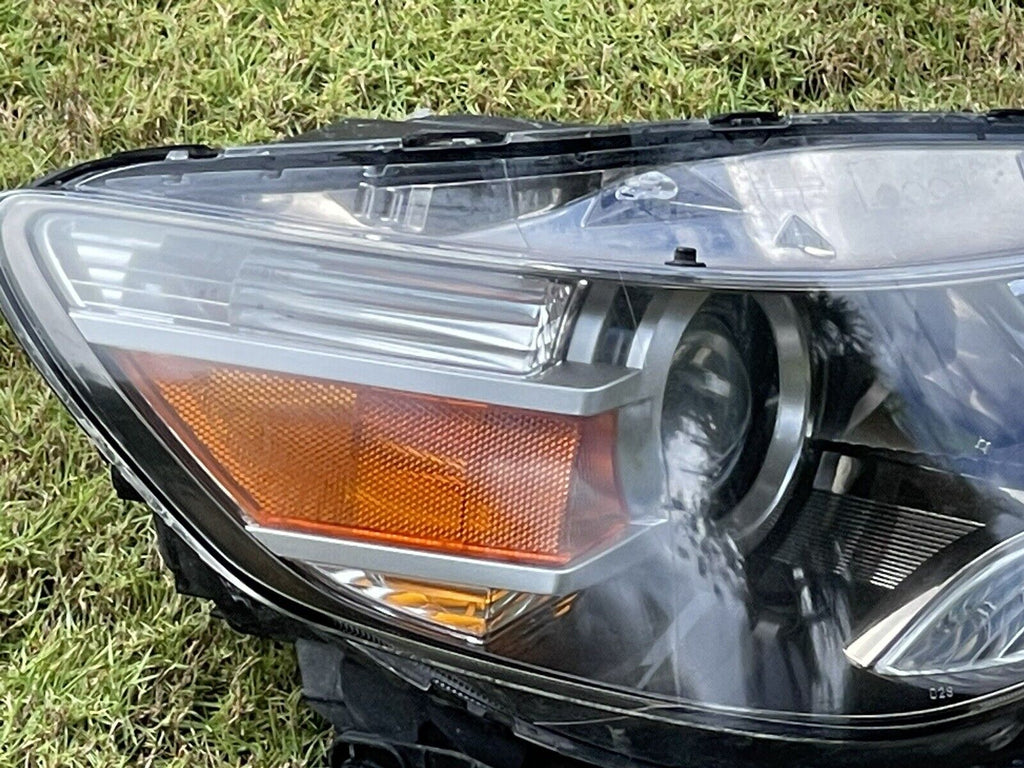 09-12 Acura RL Xenon HID Headlight Assembly OEM RH