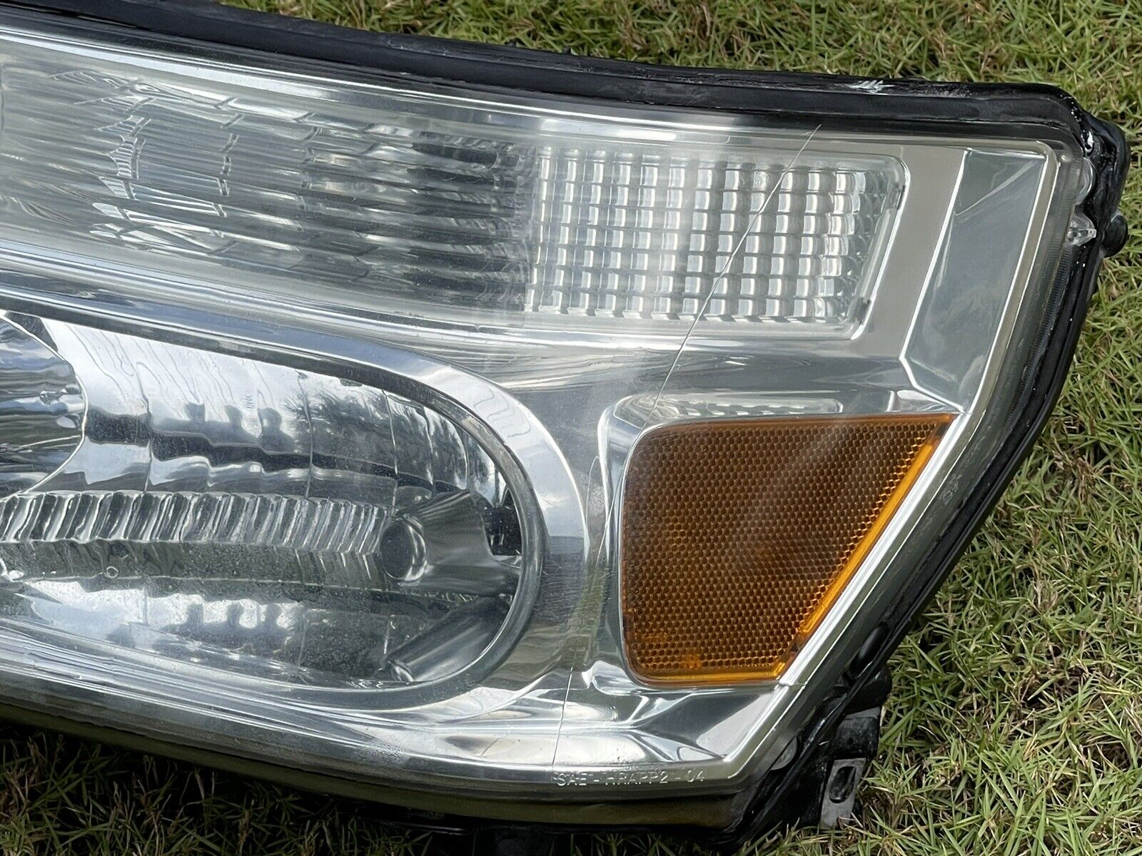 04-10 Infiniti QX56 Xenon HID Headlight Assembly OEM LH