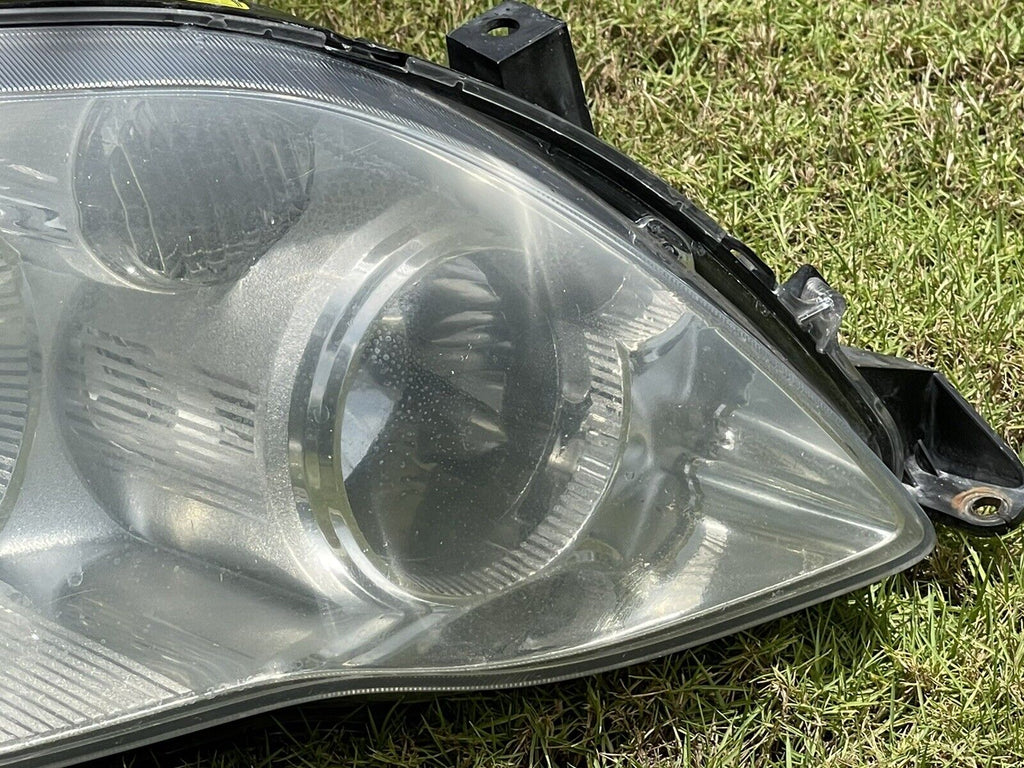 08-10 Toyota Avalon HID Headlight Assembly RH OEM