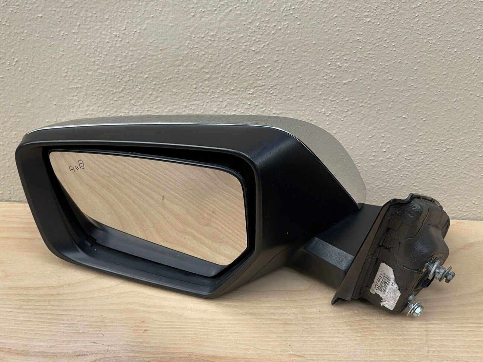 14-15 Chevy CHEVROLET Impala Power Side View Mirror w/Blind Spot LH Chrome OEM