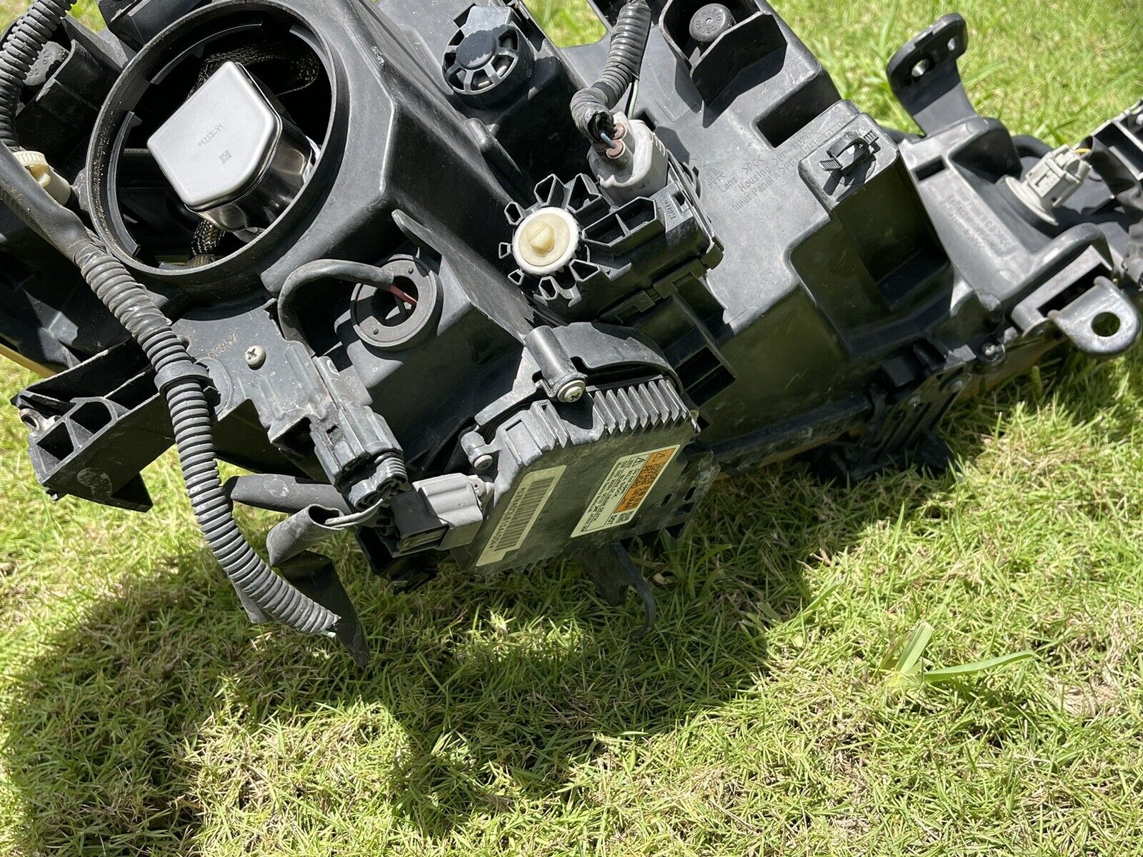 2011-2014 Nissan Murano HID Xenon Headlight Assembly LH OEM