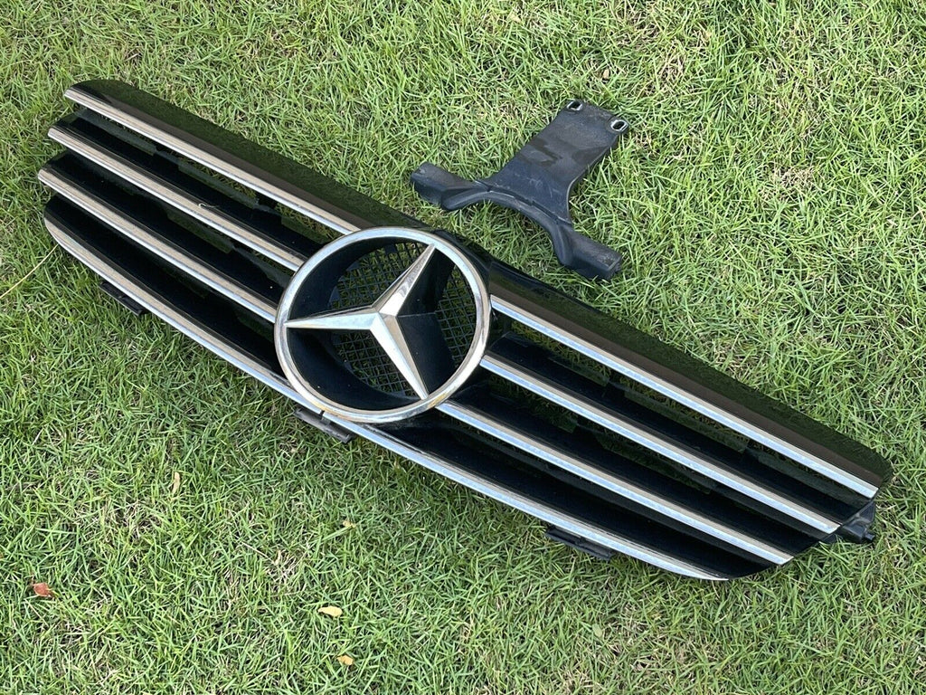 03-09 Mercedes-Benz CLK500 Upper Front Hood OEM Grille Grill