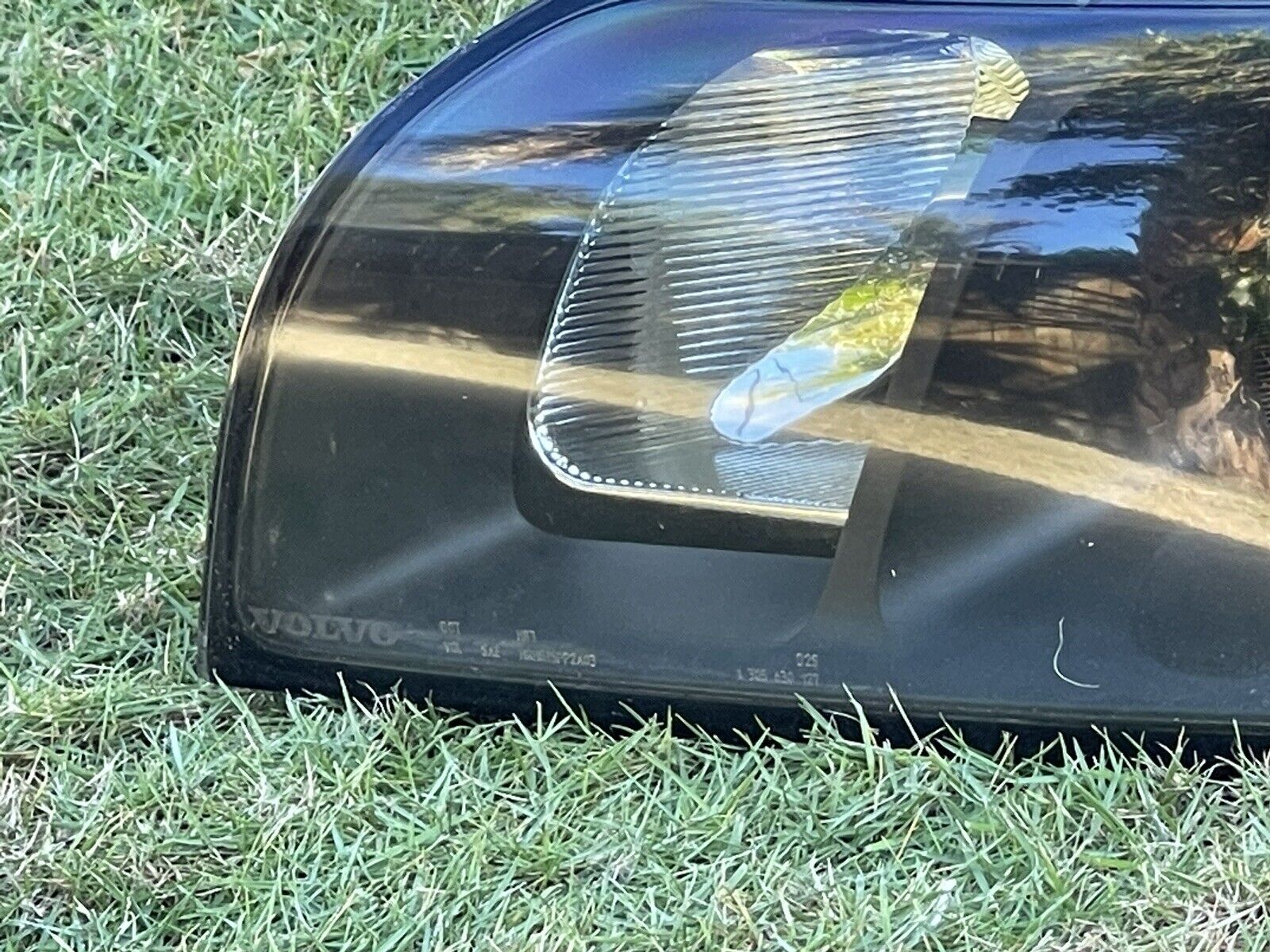 04-07 Volvo S40 Headlight Assembly HID Xenon w/Ballast LH OEM