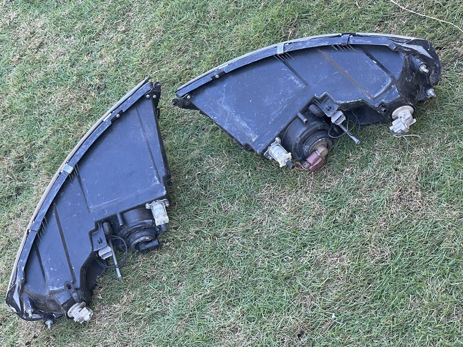 92-00 Lexus SC400 Headlight Assembly OEM LH & RH