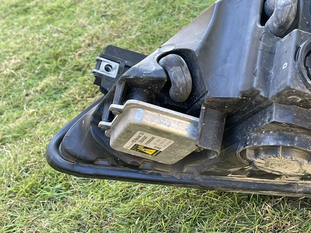 2012 Hyundai Genesis Headlight | HID Headlights | rightchoiceautoparts