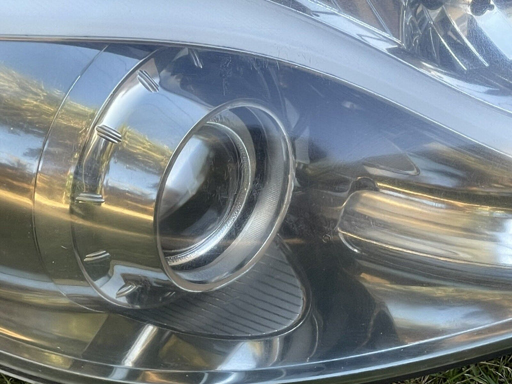 2012 Hyundai Genesis Headlight | HID Headlights | rightchoiceautoparts