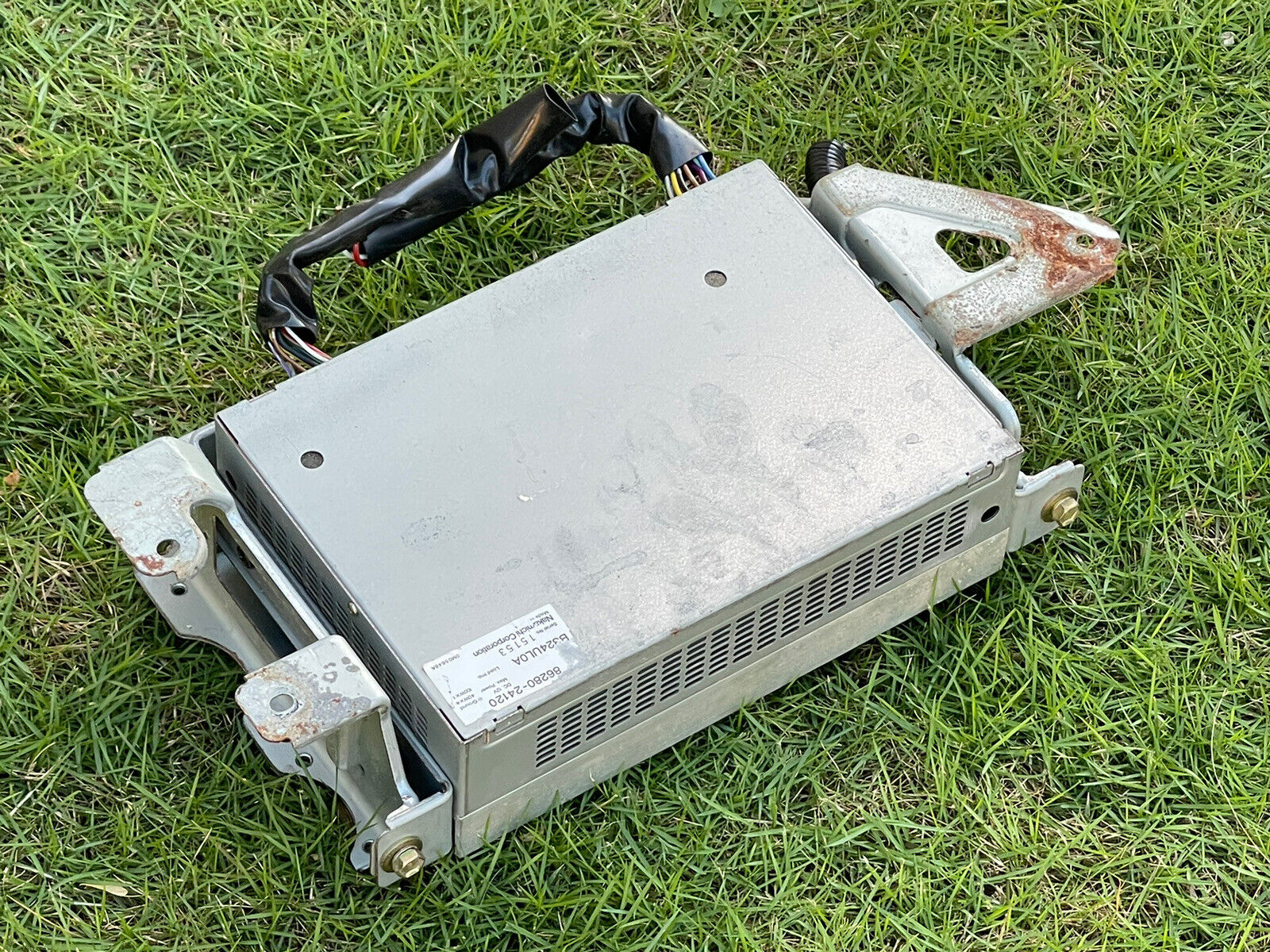 92-00 Lexus SC400 SC300 NAKAMICHI Amp Amplifier OEM B324UL0A