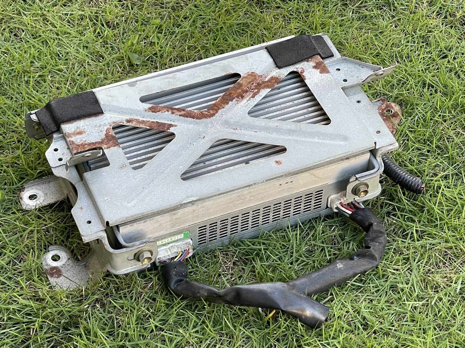 92-00 Lexus SC400 SC300 NAKAMICHI Amp Amplifier OEM B324UL0A