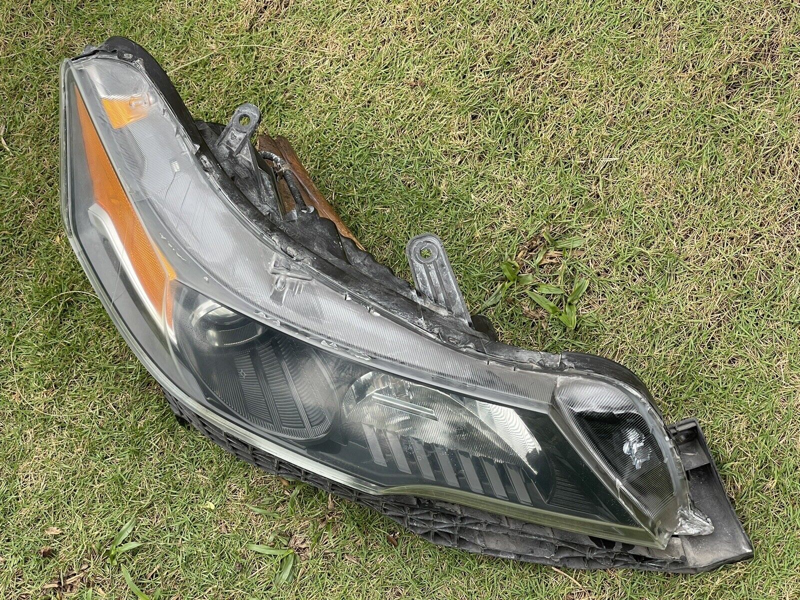 2009-2014 Acura TL OEM HID Headlight Assembly RH with Bracket