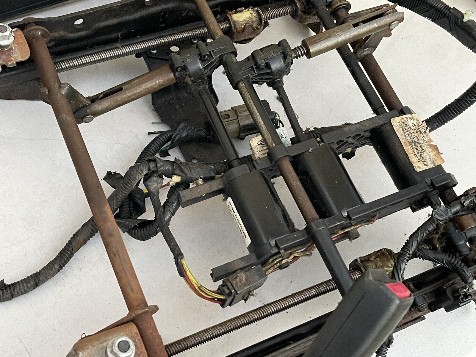 2005-2009 Ford Mustang Power seat track with 6-way switches OEM