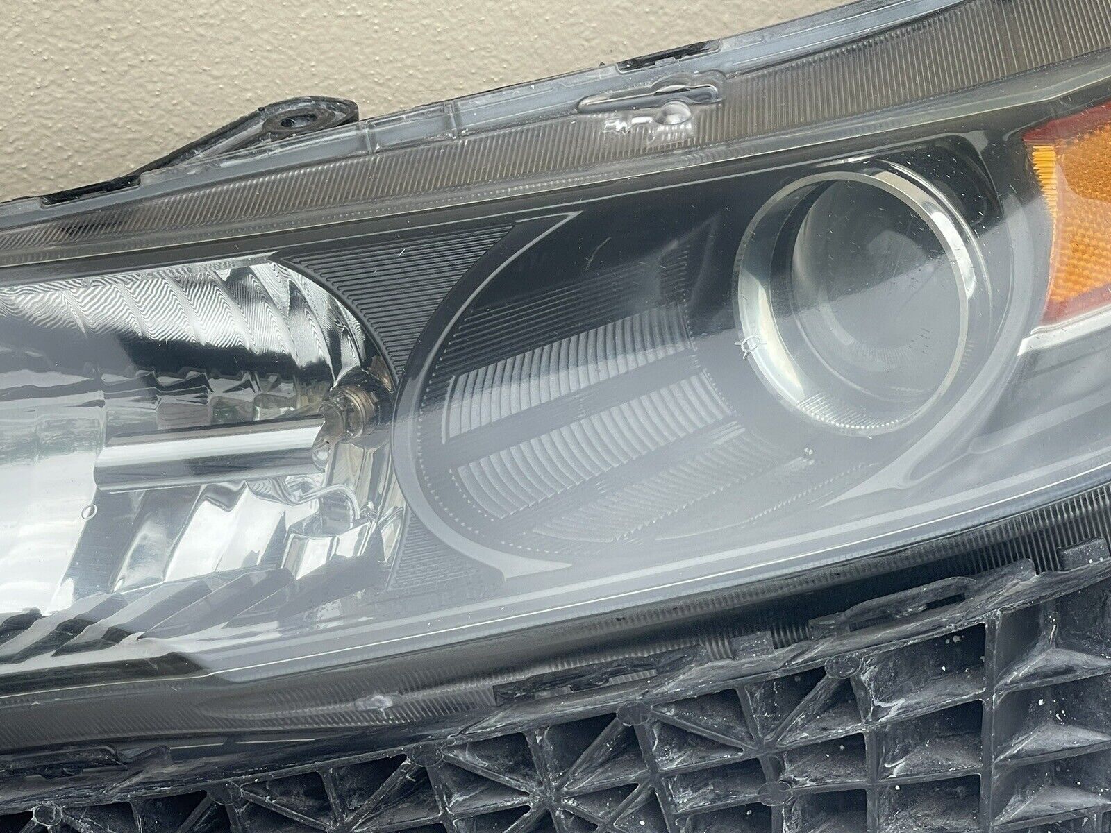 2009-2014 Acura TL OEM HID Headlight Assembly LH with Bracket