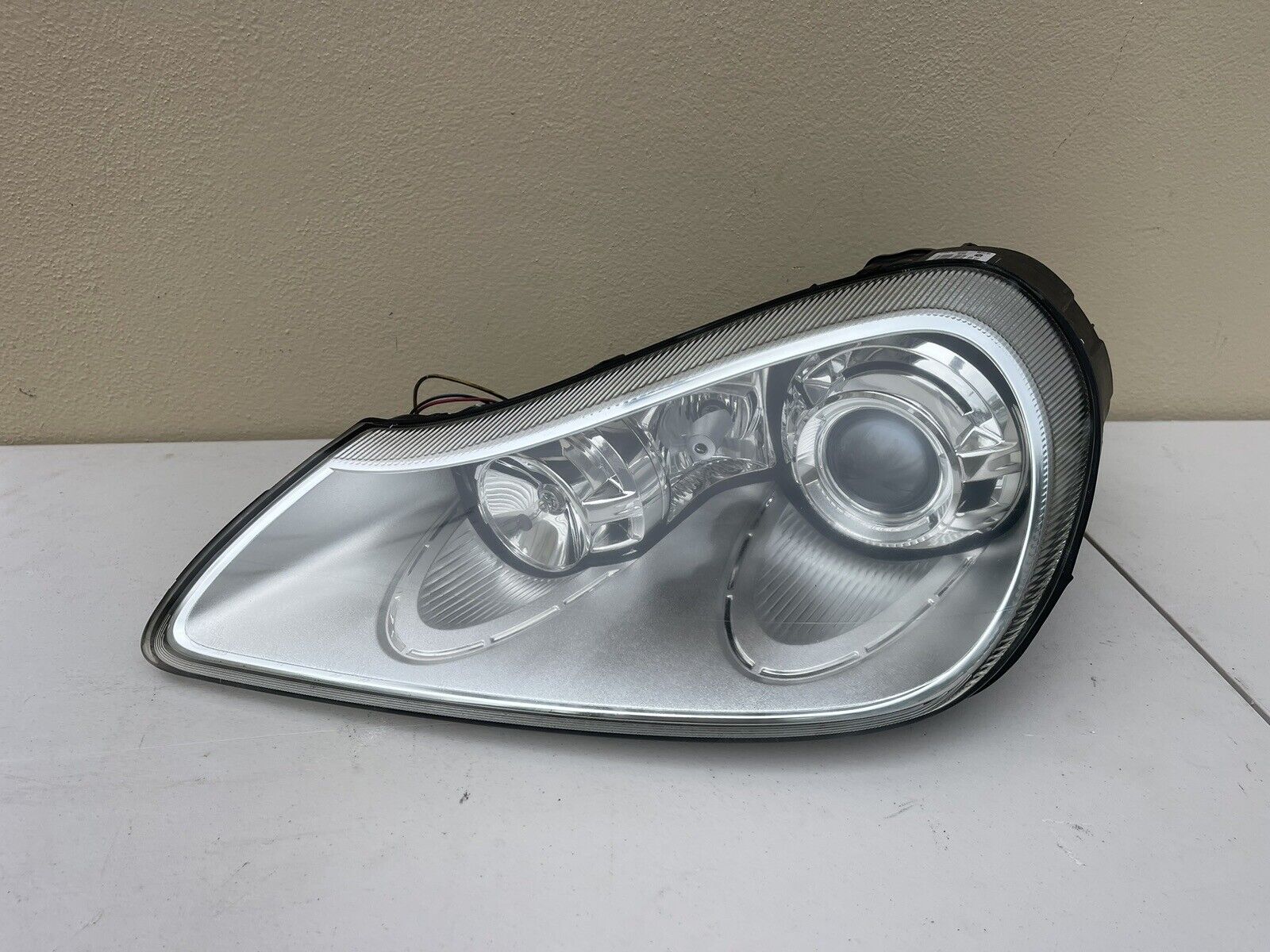 2008-2010 Porsche Cayenne OEM AFS HID Xenon Headlight Assembly LH
