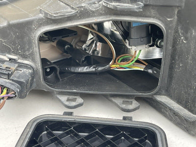 2008-2010 Porsche Cayenne OEM AFS HID Xenon Headlight Assembly RH