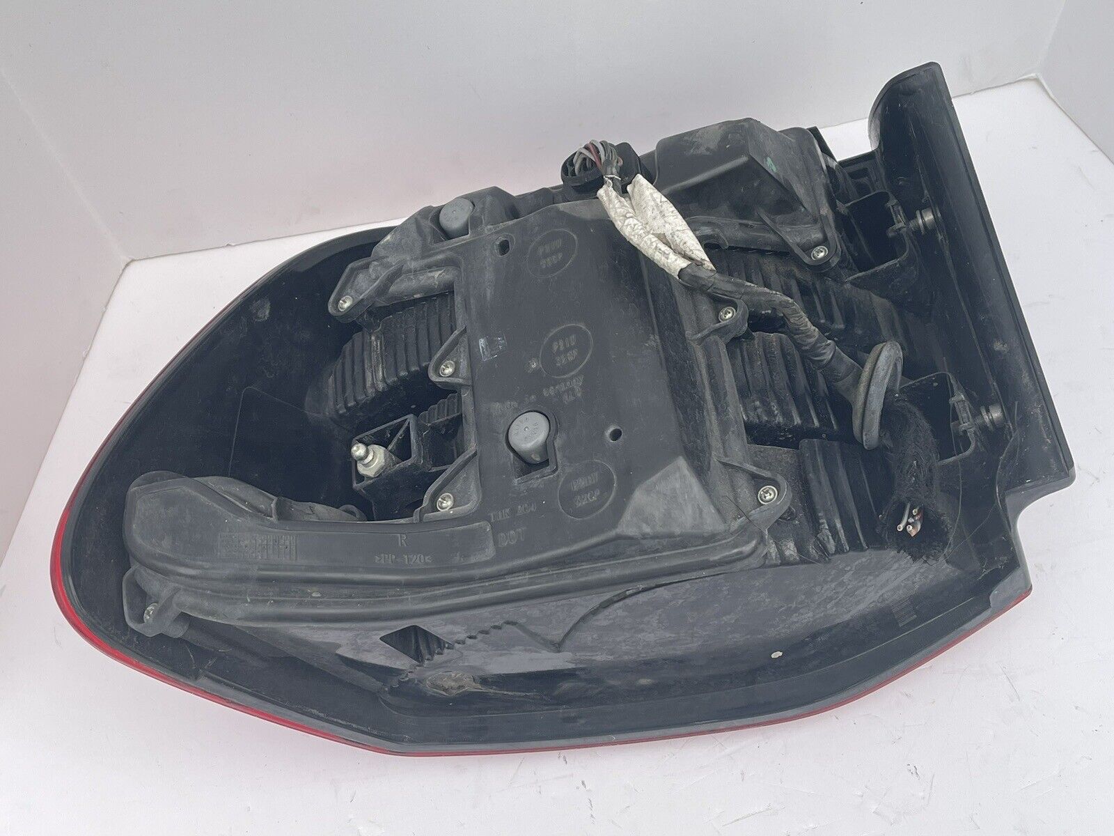 2008 Porsche Cayenne Tail Lights | rightchoiceautoparts