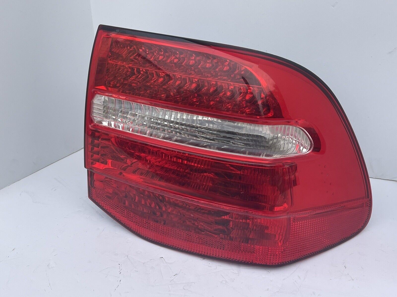 2008 Porsche Cayenne Tail Lights | rightchoiceautoparts