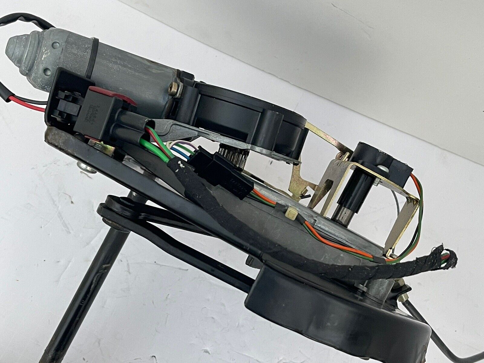 1995-1998 Saab 900 Convertible Top OEM Tonneau Lift Motor