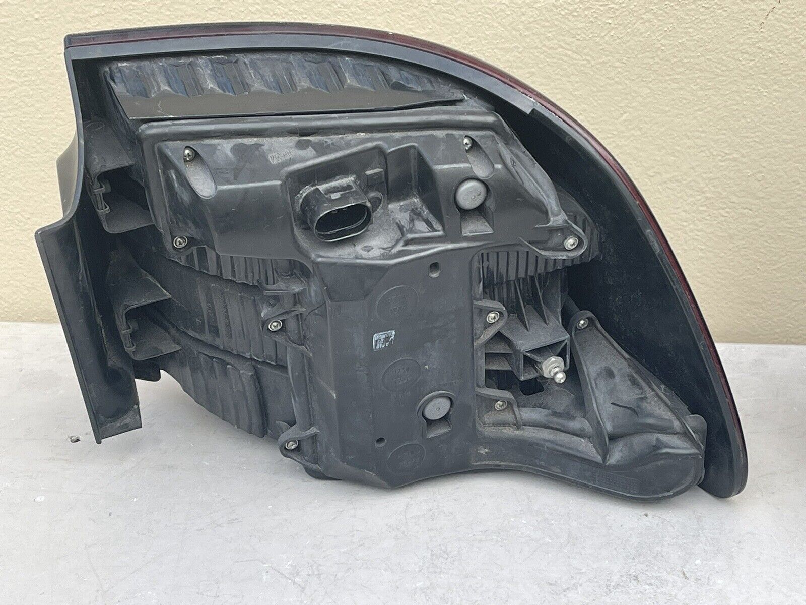 Porsche Cayenne Tail Lights | 2008-2010 Lights | rightchoiceautoparts