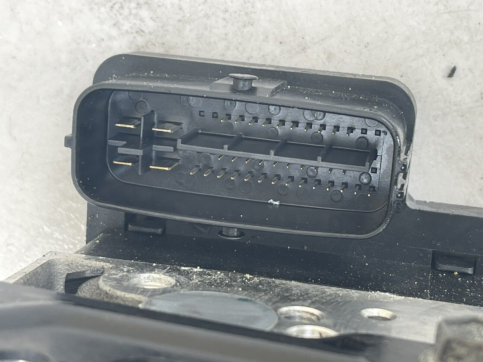 06-07 Toyota Highlander Hybrid Lexus RX400h OEM ABS Pump