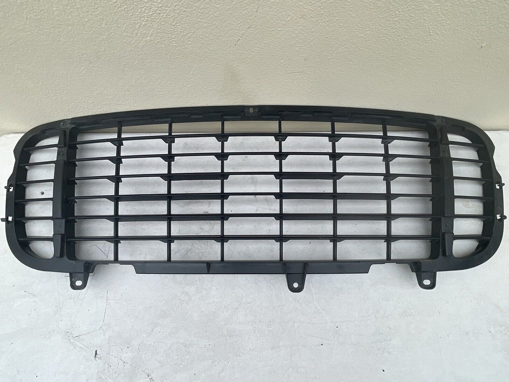 2008-2010 Porsche Cayenne Front Center Grille OEM Insert Black