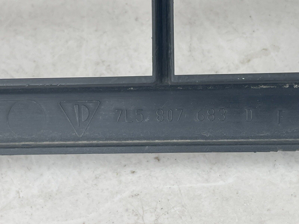 2008-2010 Porsche Cayenne Front Center Grille OEM Insert Black