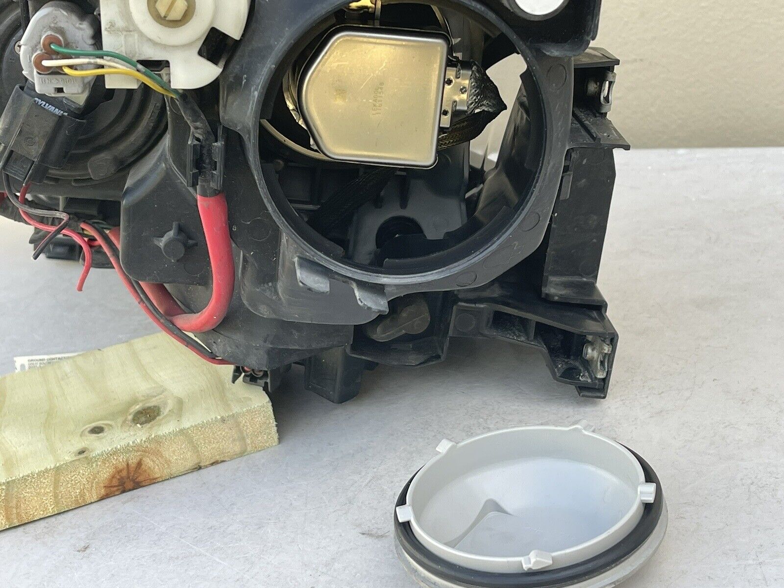 2011-2013 Mazda 6 HID Xenon Headlight Assembly RH