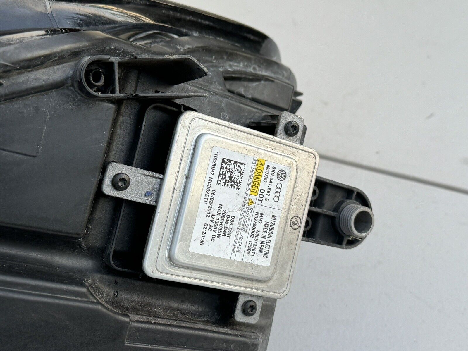 2013-2017 VW Volkswagen CC HID Xenon AFS Headlight Assembly LH