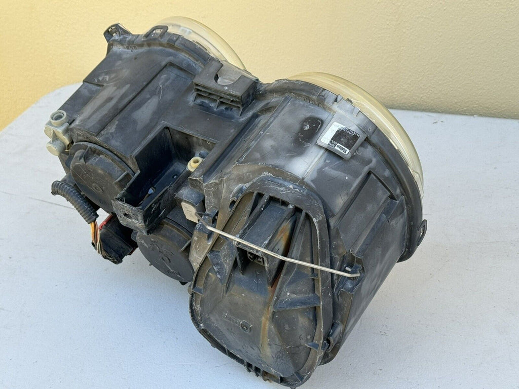 06-09 Jaguar XJ8 JXR Vanden Plas Halogen Headlight Assembly RH OEM