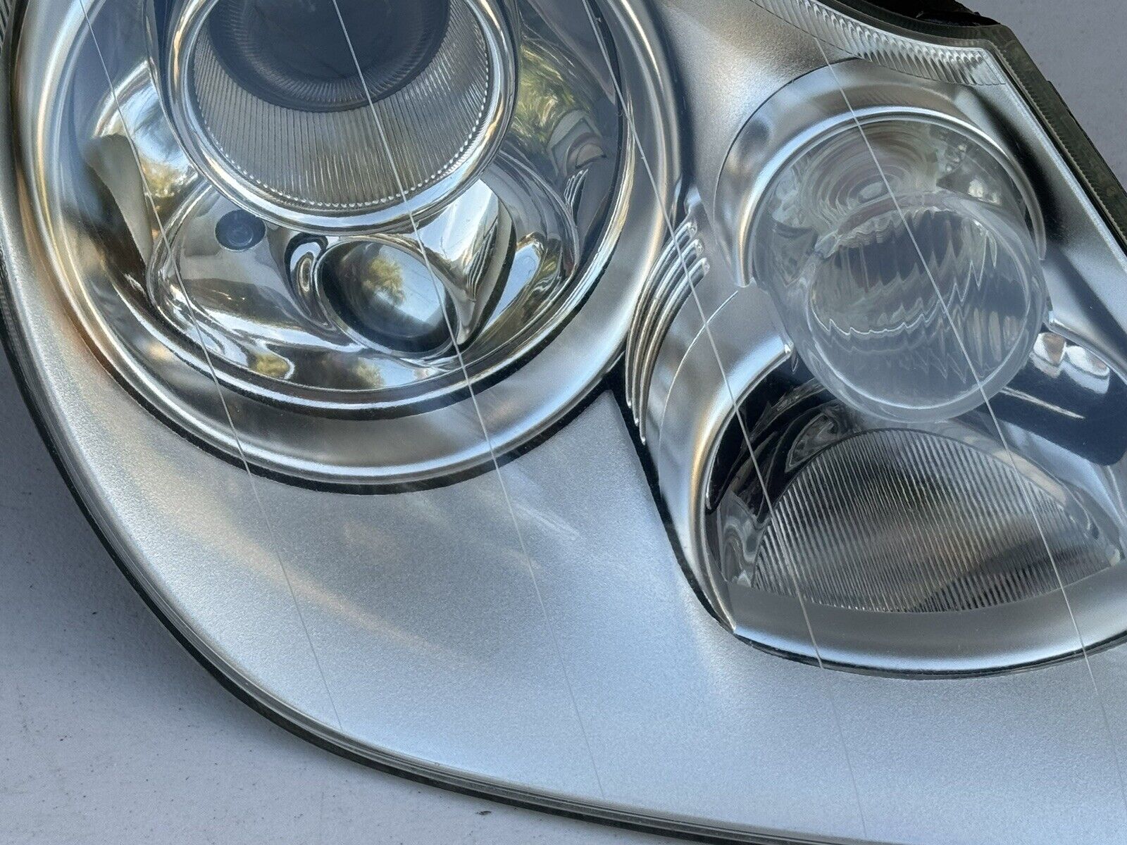 2003-2006 Porsche Cayenne OEM HID Xenon Headlight Assembly RH