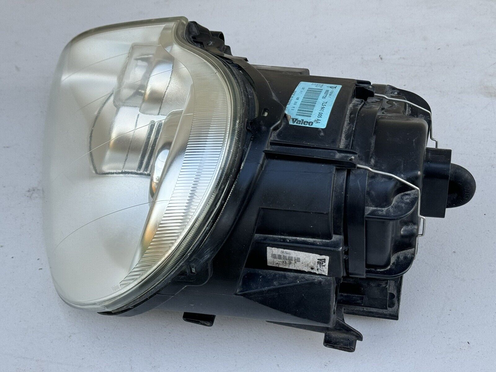 2003-2006 Porsche Cayenne OEM HID Xenon Headlight Assembly LH