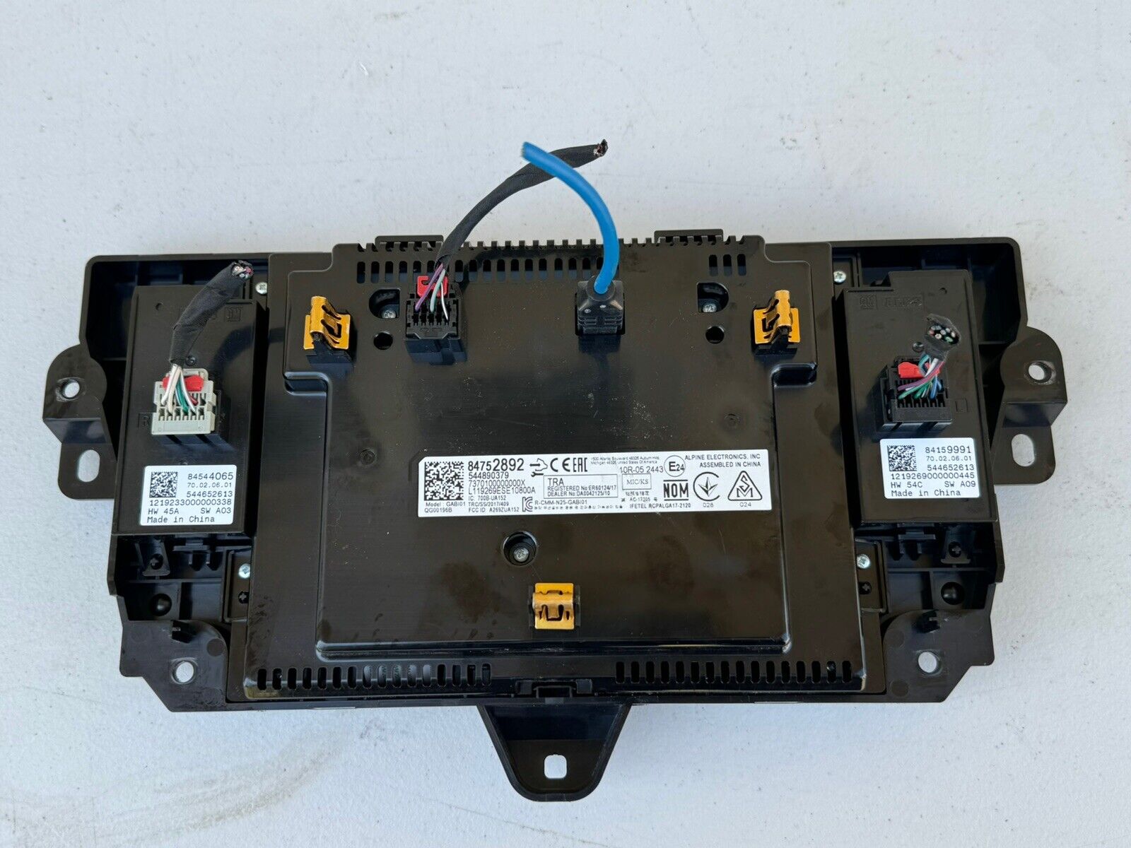 2020-2021 CADILLAC XT6 Control Panel Screen Display Shifter Bezel w/Switches