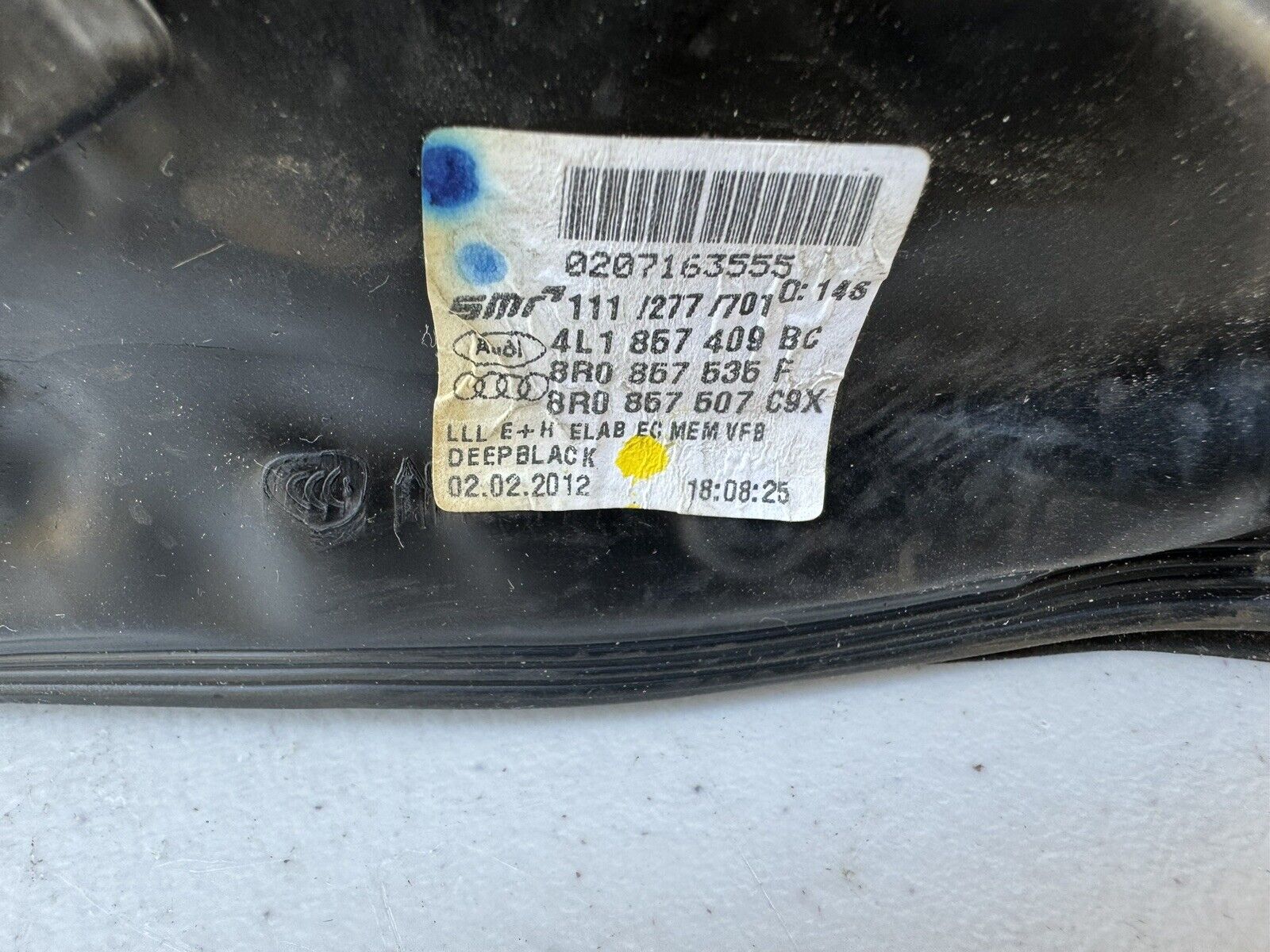 2010-2012 Audi Q7 OEM Power Side View Mirror w/Turn Signal LH