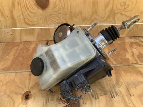 99-04 Lexus GS300 GS400 GS430 ANTI Brake LOCK ABS PUMP Master Cylinder OEM