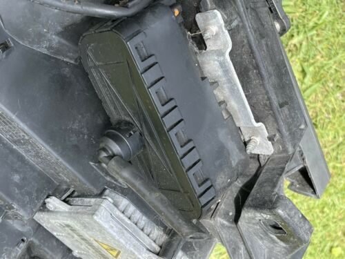 03-05 Range Rover Headlight Assembly HID Xenon OEM LH