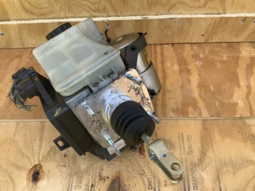 99-04 Lexus GS300 GS400 GS430 ANTI Brake LOCK ABS PUMP Master Cylinder OEM