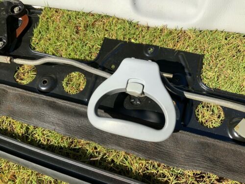 97-03 Mercedes-Benz CLK320 convertible Soft top Manual Roof Lock Latch OEM - rightchoiceautoparts